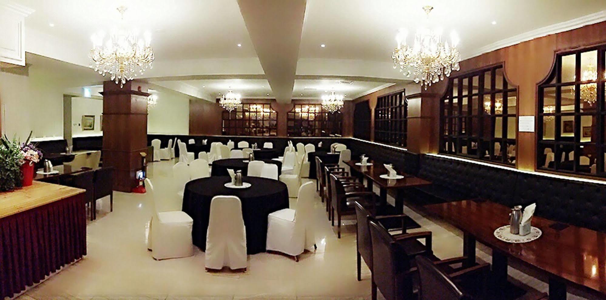 Jeonju Tourist Hotel Екстер'єр фото