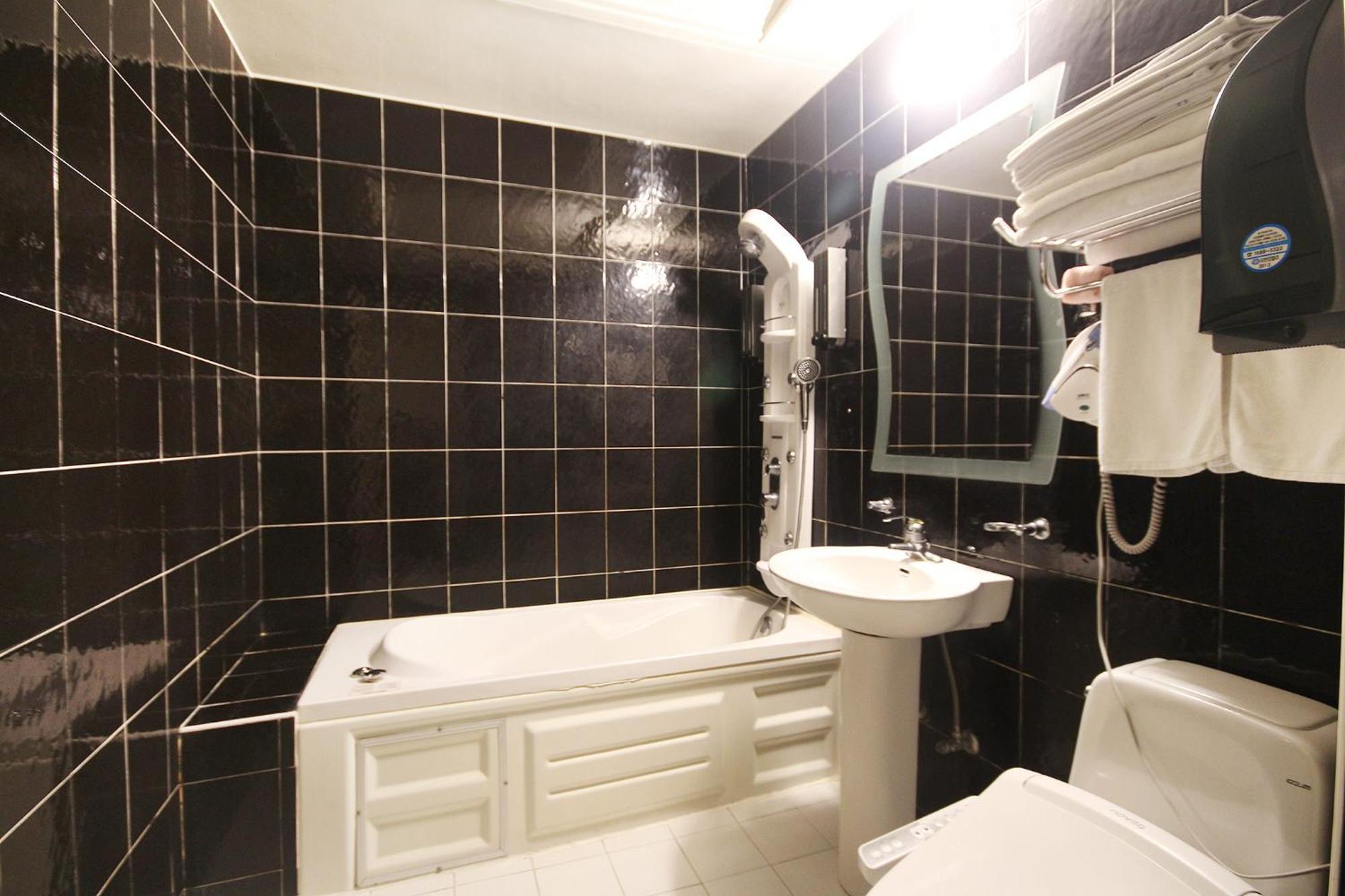 Jeonju Tourist Hotel Екстер'єр фото