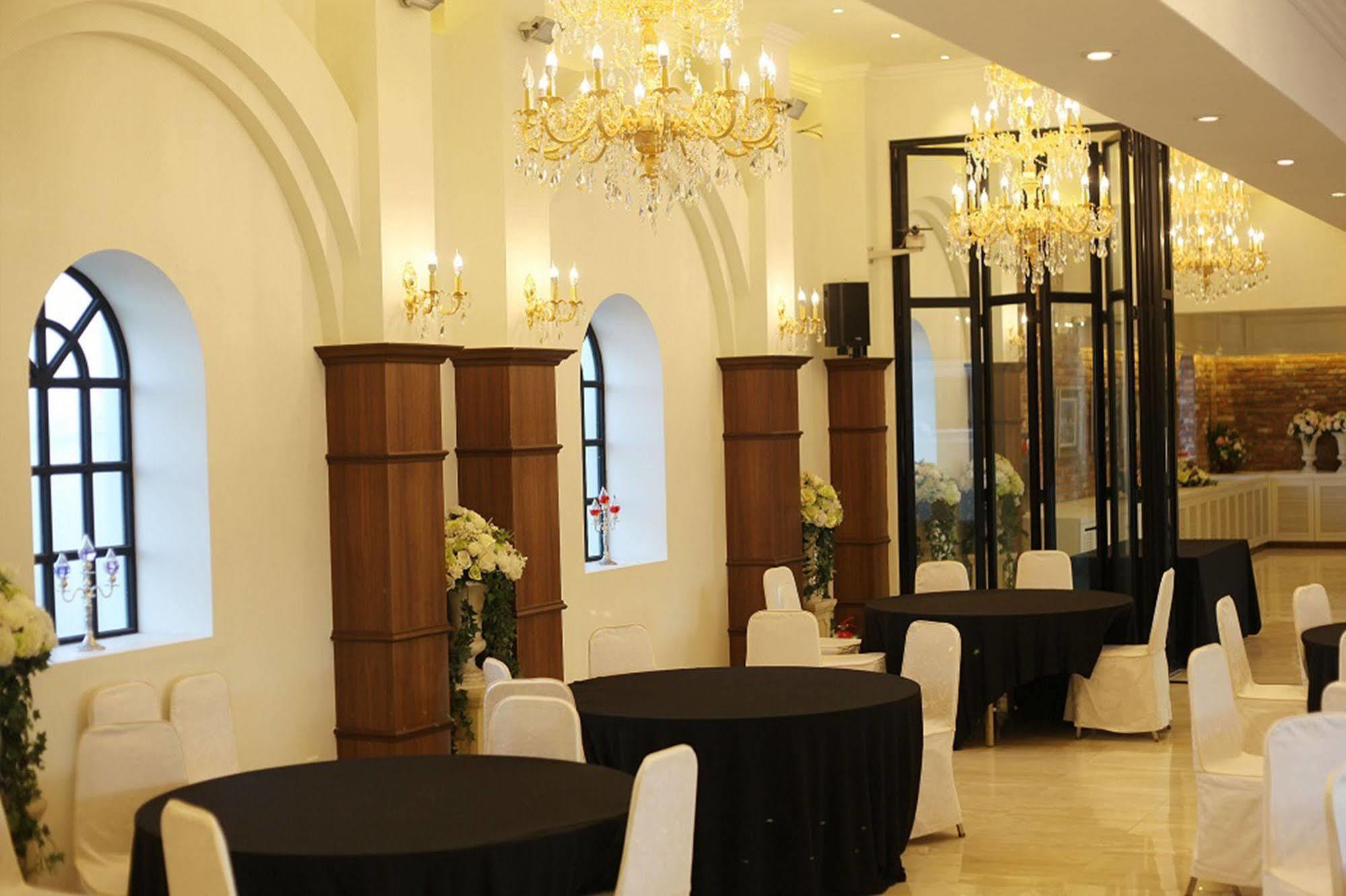 Jeonju Tourist Hotel Екстер'єр фото